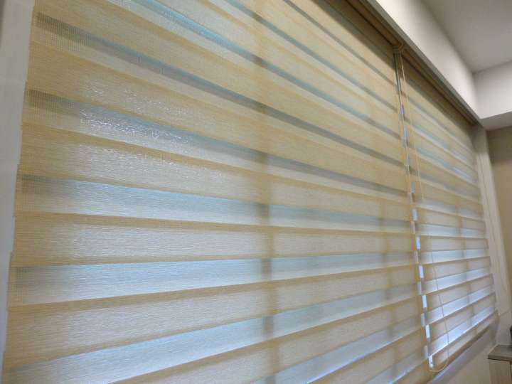 Sima Double Roller Blinds　Plain／Linen Linen Beige Customized／Personalized Blinds & Shades Light Filtering Blinds & Shades Motorized Blinds／Smart Blinds & Shades Light-Regulating Blinds & Shades