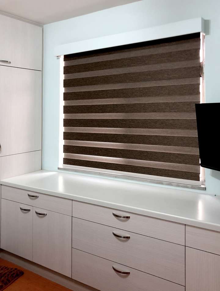 Sima Double Roller Blinds　Plain／Linen Linen Brown Customized／Personalized Blinds & Shades Light Filtering Blinds & Shades Light-Regulating Blinds & Shades Motorized Blinds／Smart Blinds & Shades