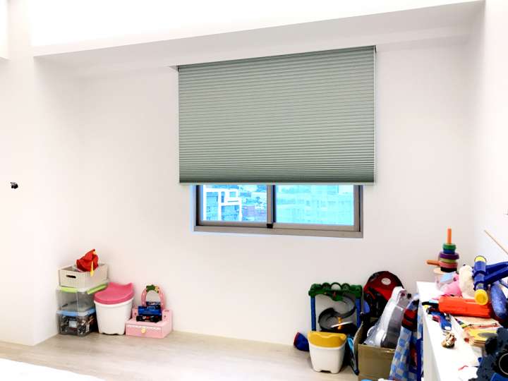 Vali  Honeycomb Shades　Blackout Aqua Glass Heat Insulation Blinds & Shades Child Safety／Cordless Blinds & Shades Blackout Blinds & Shades Motorized Blinds／Smart Blinds & Shades