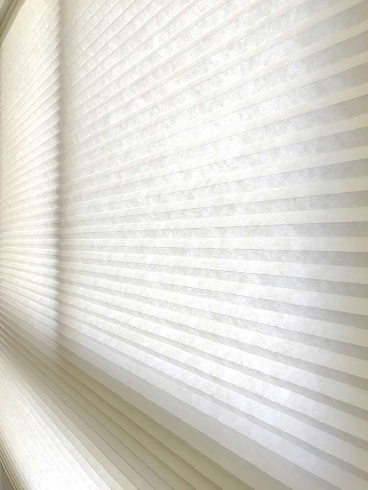 Vali Honeycomb Shades　Light Filtering Afterglow Heat Insulation Blinds & Shades Child Safety／Cordless Blinds & Shades Light Filtering Blinds & Shades Motorized Blinds／Smart Blinds & Shades