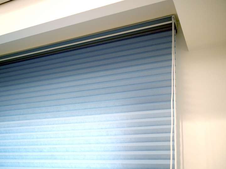 Vali Honeycomb Shades　Light Filtering Onion Blue Heat Insulation Blinds & Shades Child Safety／Cordless Blinds & Shades Light Filtering Blinds & Shades Motorized Blinds／Smart Blinds & Shades