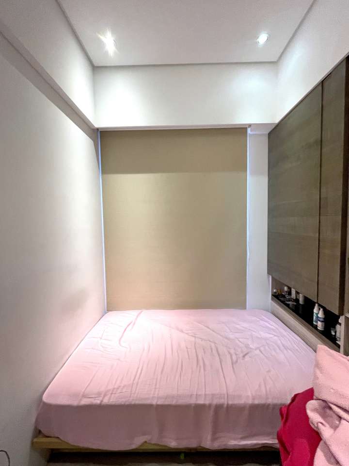 Emmi 遮光捲簾 沙紋杏白 自由配色／個性化客製窗簾 油壓彈回系統／彈簧窗簾 兒童安全／無拉繩窗簾 [高遮蔽] 防曬遮影／遮光窗簾 電動智能窗簾／智慧窗簾 節能隔熱窗簾