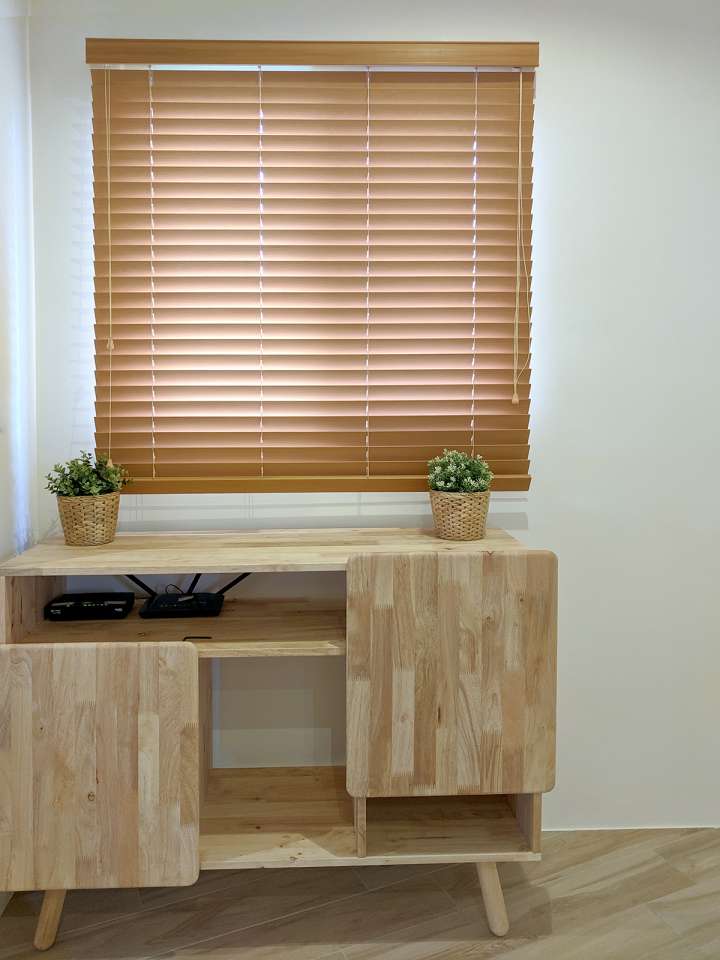 Pimu Venetian Blinds　Fauxwood DVB07 - Embossed Maple Ventilated Blinds & Shades Waterproof Blinds & Shades Customized／Personalized Blinds & Shades Light Filtering Blinds & Shades Light-Regulating Blinds & Shades Motorized Blinds／Smart Blinds & Shades